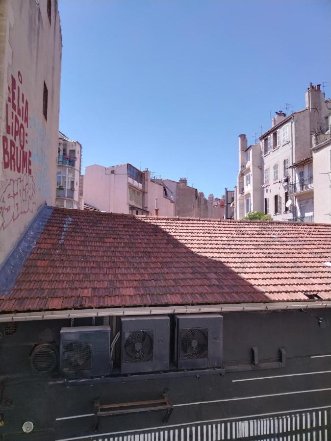 La Plaine Cours Julien: Private Room in Lively Marseille Apartment Exterior photo
