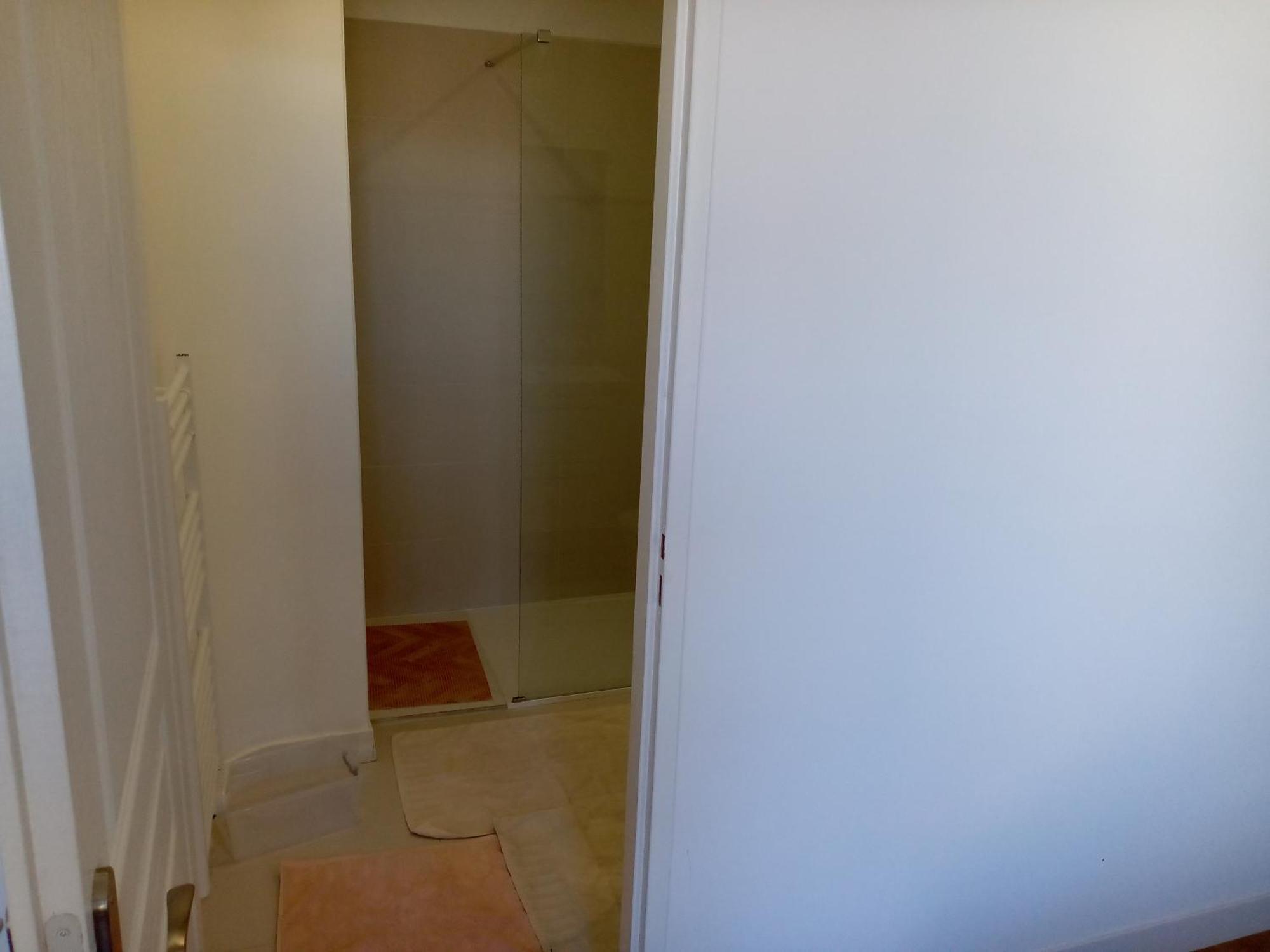 La Plaine Cours Julien: Private Room in Lively Marseille Apartment Exterior photo